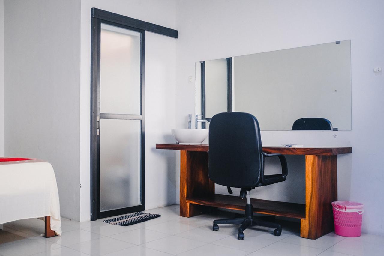 Reddoorz Near Sirkuit Sentul Hotel Bogor Exterior photo